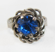 Vintage Costume Ring - Adjustable Size - £7.90 GBP