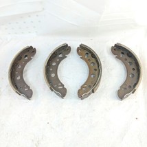 Beck Arnley 0810937 1975-1979 Triumph TR7 4sp MT or AT Reman Rear Brake Shoe Set - $41.37