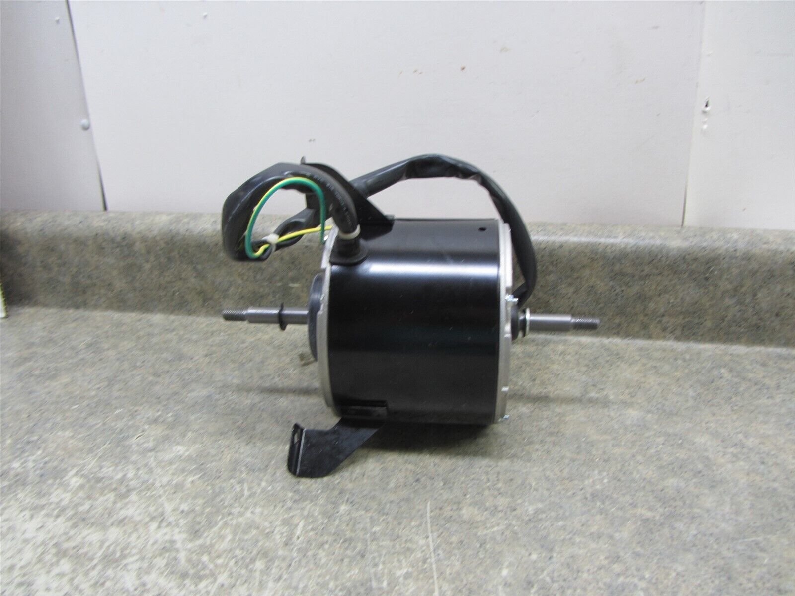 Frigidaire Air Conditioner Motor Part  5304499941