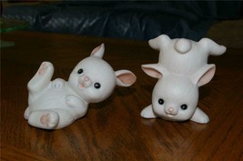 Home Interiors and Gifts 2 White Bunnies 1454 Rabbits Homco - £6.24 GBP