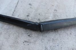 2003-2005 NISSAN 350Z FRONT RIGHT WINDSHIELD WIPER ARM V930 image 5