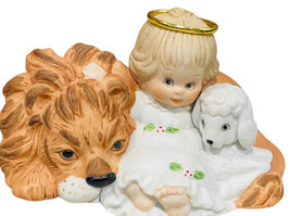 Enesco Morehead Holly Babes w/ Lion &amp; Lamb Figurine Collectible Christmas Decor - £14.53 GBP