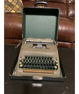 Vintage Smith-Corona Sterling Portable Typewriter With Case - £186.83 GBP