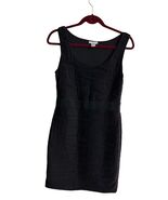 H&amp;M women&#39;s black sleeveless round neck textured bodycon dress Medium - $13.94 CAD