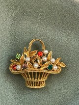Vintage Gerry’s Signed Goldtone Easter Basket w Colorful Rhinestones &amp; Faux Whit - £15.54 GBP