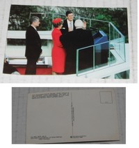 Ronald Reagan--Pin, Magazines, Calendars, Pictures etc---a....nice shape - £7.00 GBP