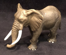 Schleich African Elephant D-73527 Am Limes 69 7” Hard Plastic Realistic Figure - £11.60 GBP