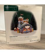 Dept 56 Reindeer Flight School North Pole Series Lights Up Tested Mint E... - $1,366.09 MXN