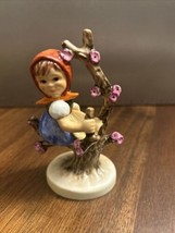 Goebel Hummel “Apple Tree Girl” Figurine #141 (G2) - £19.78 GBP