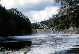 1961 Upper Falls Scenic View Tahquamenon Falls Kodachrome 35mm Slide - £2.72 GBP