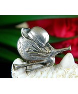 Vintage Bagpipes Hat Ribbons Brooch Pin Scottish Musical Instrument - £15.71 GBP