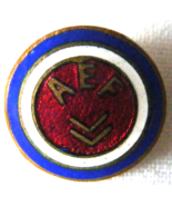 Vintage WW2 American Expeditionary forces one year pin - €29,54 EUR
