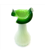 Vintage Hand Blown Art Glass Flower Vase Green Swirl Opalescent Ruffles ... - £23.71 GBP