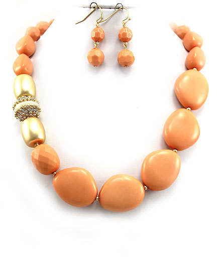 PEACH TONE ANTHROPOLOGIE STYLE NECKLACE AND EARRINGS SET - $26.00