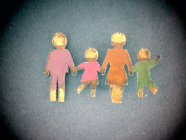 Vintage pin brooch family walking painted copper pinback - £10.27 GBP