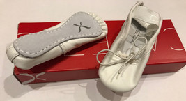 Capezio Child Full Sole Daisy White Ballet Shoes, 205X Toddler 7.5M New ... - $13.29