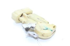 00-05 TOYOTA CELICA GT Front Left Driver Side Door Lock Actuator F2302 image 7