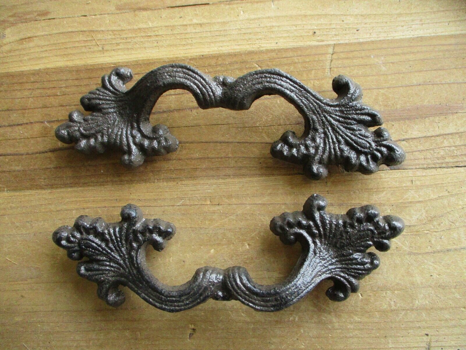Primary image for 2 Cast Iron Antique Victorian Style Drawer Pull Barn Handle Door Handles Bin 