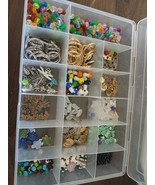 Big bundle of Joanne fabrics jewelry making accessories and ring sizer - $254.92 MXN