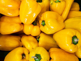 50 pcs Yellow Cheese Pimento Pepper Capsicum Annuum Vegetable Seeds - £7.08 GBP