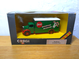 Corgi Classics C822/1 Bedford O Series Van Die Cast in Box!  Fast Shipping! - $16.87