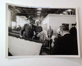 SS United States NY Governor Lehman &amp; Wife Aboard Ship 1961 Photo 5x7 - £72.72 GBP