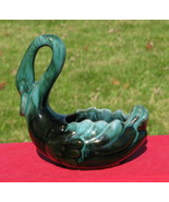 Vintage Blue Mountain Pottery BMP- Vintage Swan Art Pottery Piece - £15.69 GBP