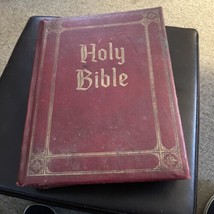 Vintage Holy Bible King James Version, 1960s Red Large Guiding Light Edition - £6.04 GBP