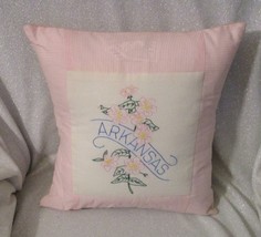 Arkansas Hand Embroidered State Flower Accent Pillow - 16&quot; - $224.45 MXN
