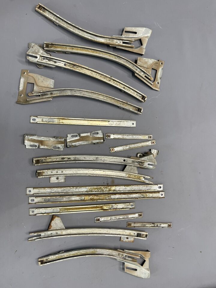 1969 1970 Chevy Impala 4 Door Hardtop Regulator Tracks Caprice Belair El... - $173.91