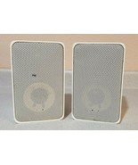Pair of REALISTIC Minimus 7 White Bookshelf Speakers 40-2045 - $52.07 CAD