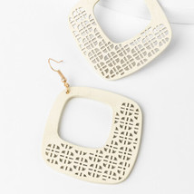 Plunder Earrings (New) Elle Claire - Cream Wood Shapes 3.25&quot; (PE780) - £12.61 GBP