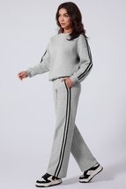 Light Grey Solid Color Side Striped Sweatshirt Active Set - $1,015.13 MXN