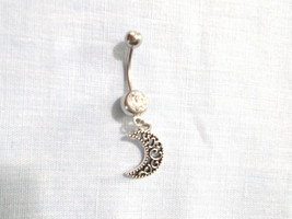 New Swirling Design Moon Crescent Silver Charm On 14G Clear Dazzling Belly Ring - £4.71 GBP