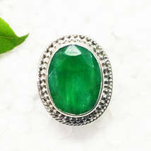 Beautiful Natural Indian Emerald Gemstone Ring, Birthstone Ring, 925 Sterling Si - £26.21 GBP
