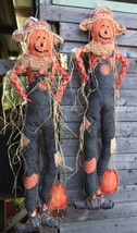 Vtg Farm 2 Scarecrows Pumpkins 41&quot; Wall Decor Panel Hand Pieced Machine Sewn Org - £45.91 GBP