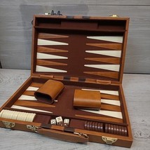 Vintage Backgammon Game in Briefcase VGC - $14.00