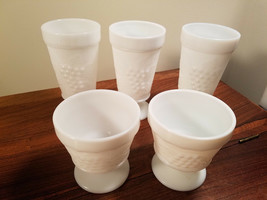 Vintage Set of 5 White Milk Glass Grape Design Pedistal Drinking Glasses - £16.61 GBP