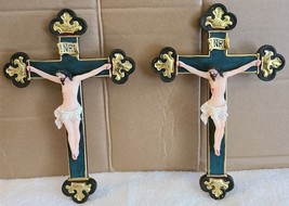 JESUS ON THE CROSS RELIGIOUS FIGURINE WALL HANGING SET OF 2 - $21.39