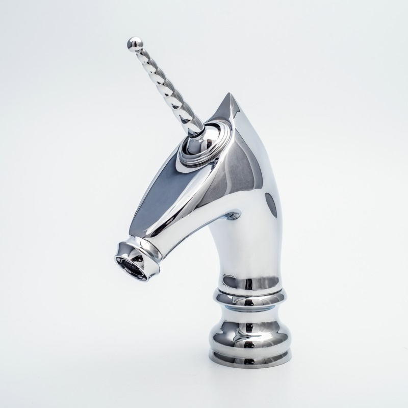 Basin Faucet Unique Fashion Bathroom Horse Head Faucet Gold Chrome Deck ... - $115.00