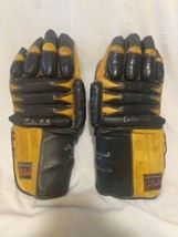 Vintage 1970&#39;s Hollander S-832 Hockey Gloves Great For Signatures - $200.02