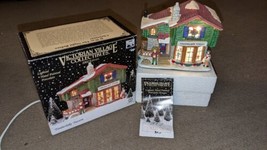 Victorian Village Collectibles Timberlake Tavern Porcelain Building Lighted 2002 - £45.83 GBP