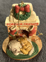 Vintage American Greetings 1995 Ornament Forever Friends Cat And Dog Fireplace - £7.43 GBP