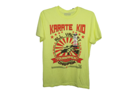 Hot Topic Yellow Karate Kid T-Shirt Men&#39;s Size Small - £17.25 GBP