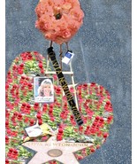 OLIVIA NEWTON JOHN HOLLYWOOD WALK OF FAME STAR MEMORIAL TRIBUTE PHOTO - $4.79+