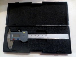 Unbranded 0-100MM Metric-ISO Digital Caliper Stainless with CASE - £10.97 GBP