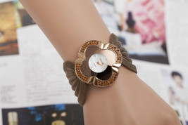 Lady Diamond Bracelet Watch Mirror Luxury Quartz Watch !!! - $29.99