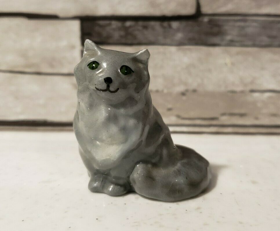 Hagen Renaker Mini Persian Cat Sitting Dark Gray Green Eyes Figurine RARE HTF - £74.04 GBP