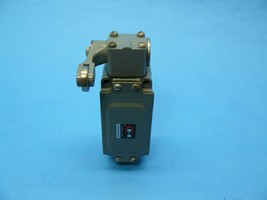 Cutler Hammer 10316H320 Limit Switch Side Rotary Spring Return NEMA 4 NNB - €108,93 EUR