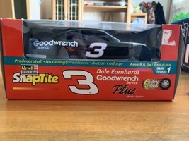 Revell 1998 Dale Earnhardt #3 Snaptite Plus Monte Carlo NASCAR Model Kit - £35.17 GBP